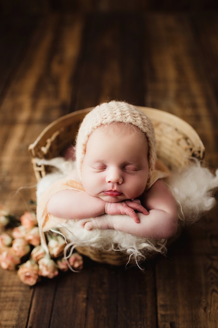 newborn girl photography sun prairie wi kayla e photography