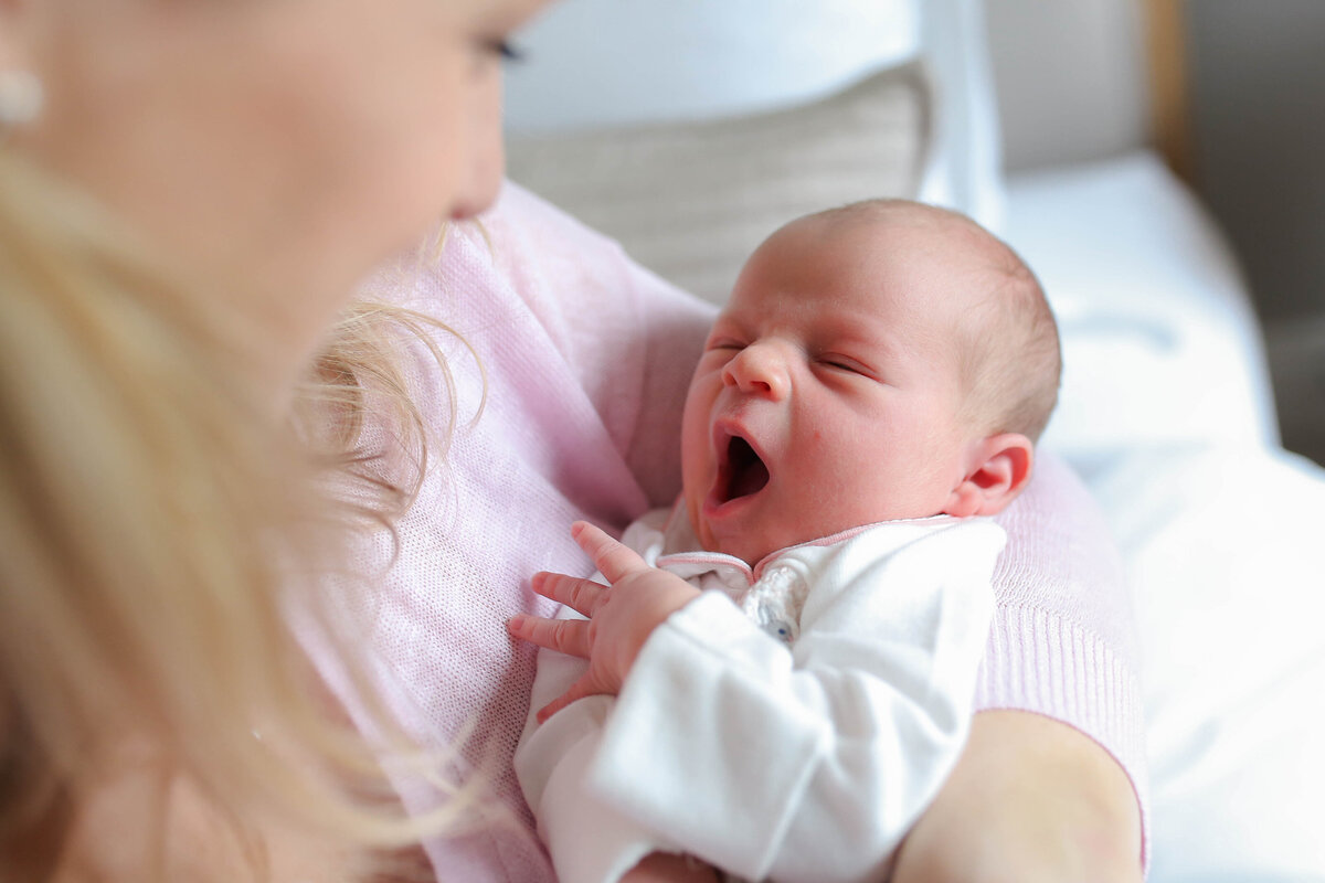 Haslemere and Godalming newborn photographer