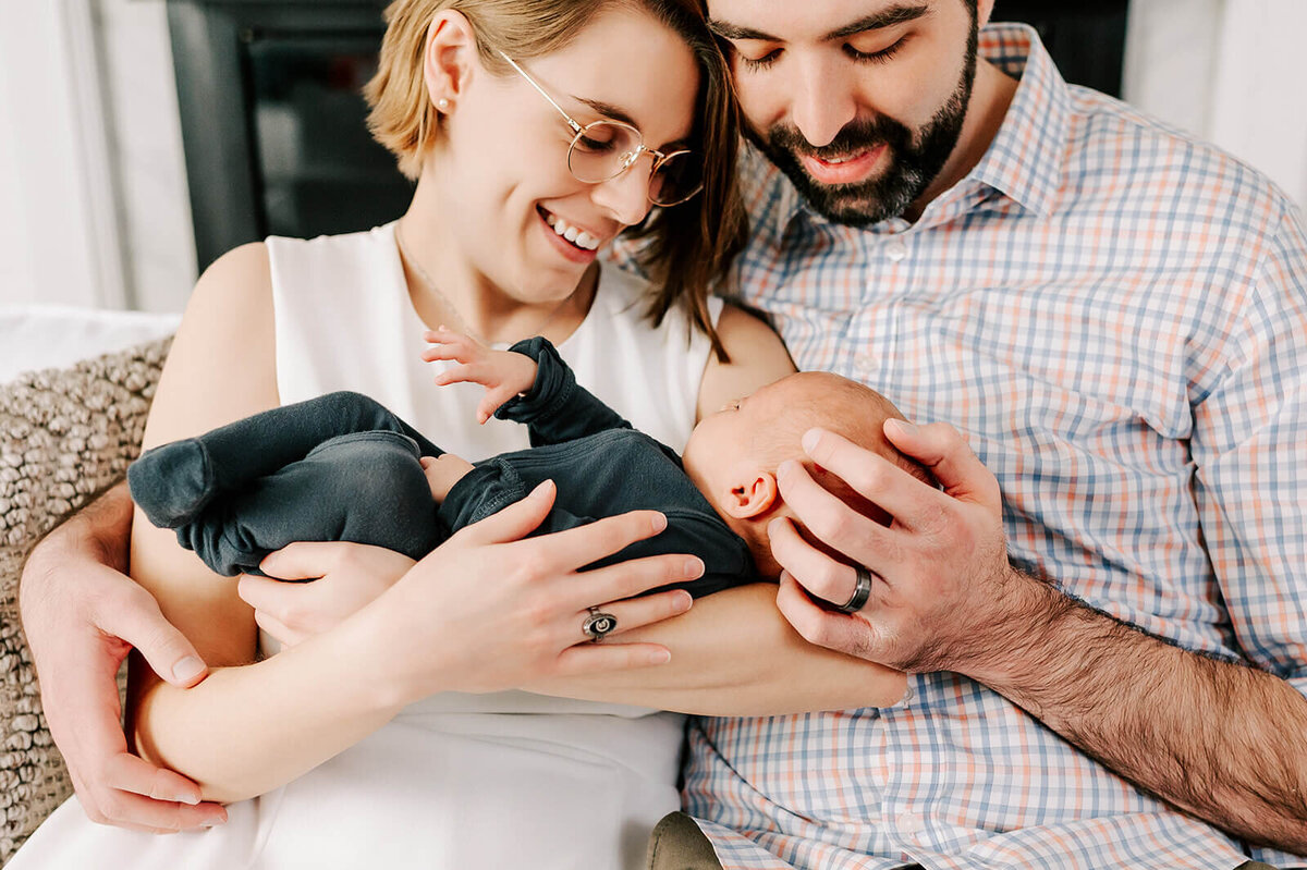 greensboro-newborn-photographer-lifestyle-studio-114