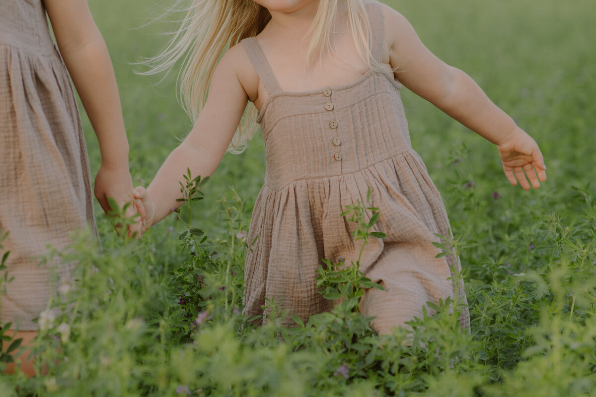 JeminiPhoto_MichiganLifestylePhotographer_FarmLife8
