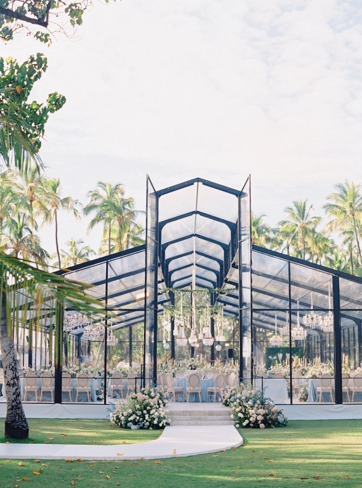 Kat Derek Oahu Hawaii Wedding Lauren Fair Photography_0043