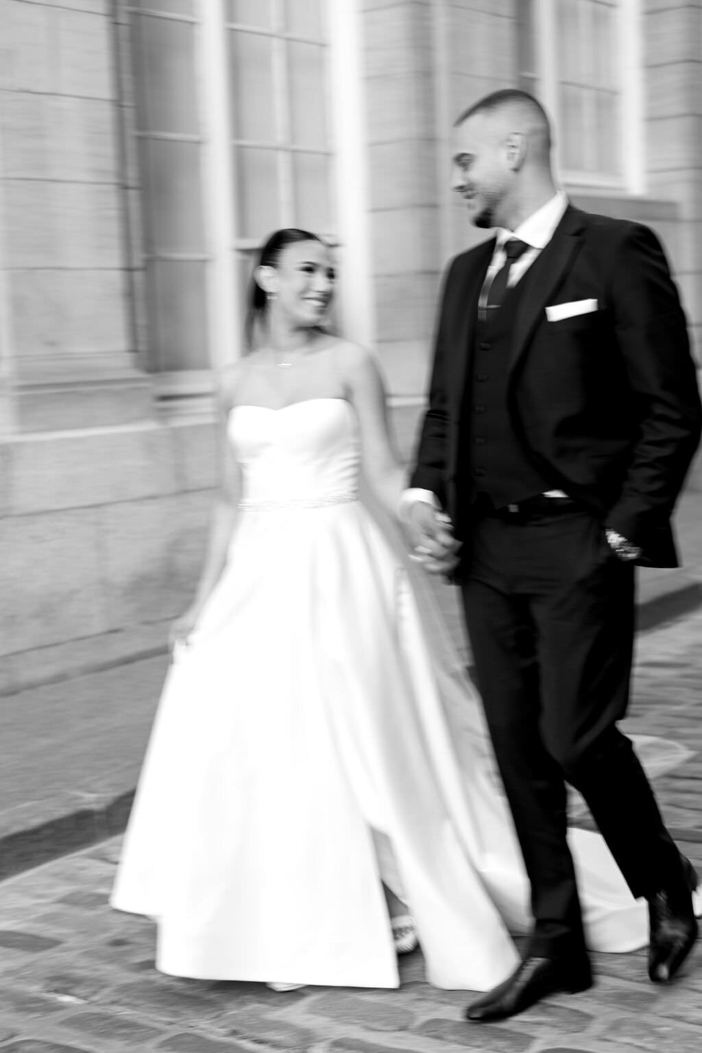 Old montreal editorial wedding photo | Montreal wedding photographer