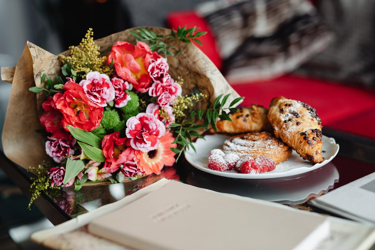 flowers-cinnamon-rolls-and-croissant