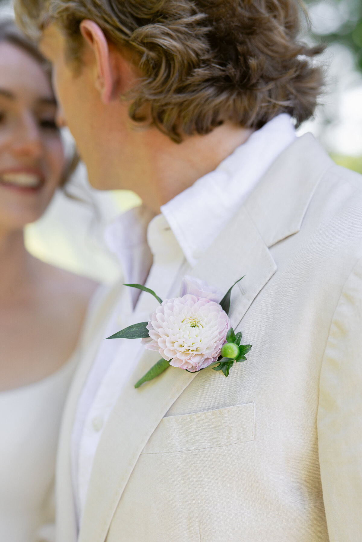 dahlia-flower-boutonniere-connecticut-wedding-flowers