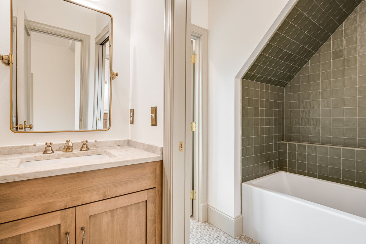 42-web-or-mls-31-baxter-woods-ln