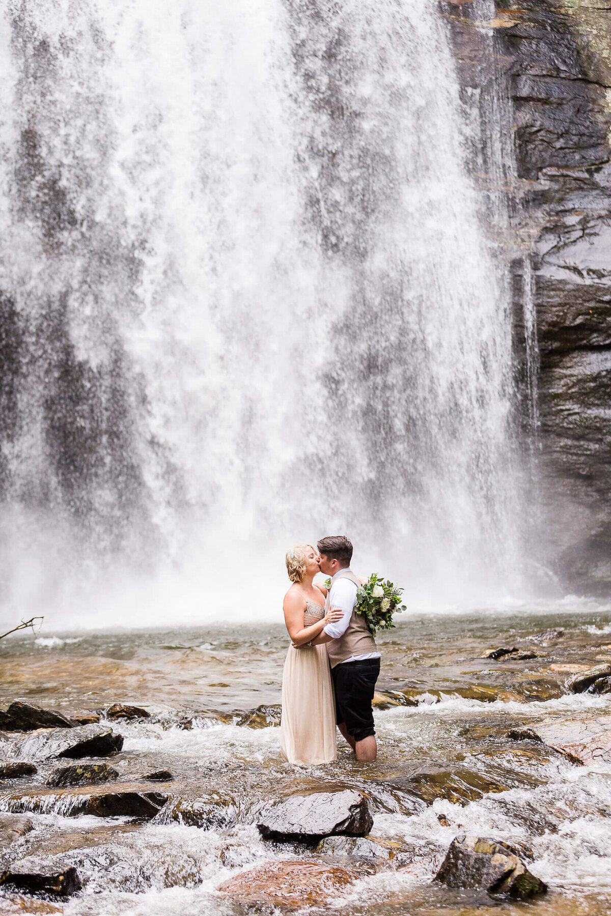 Looking-Glass-Falls-NC-Elopement-10