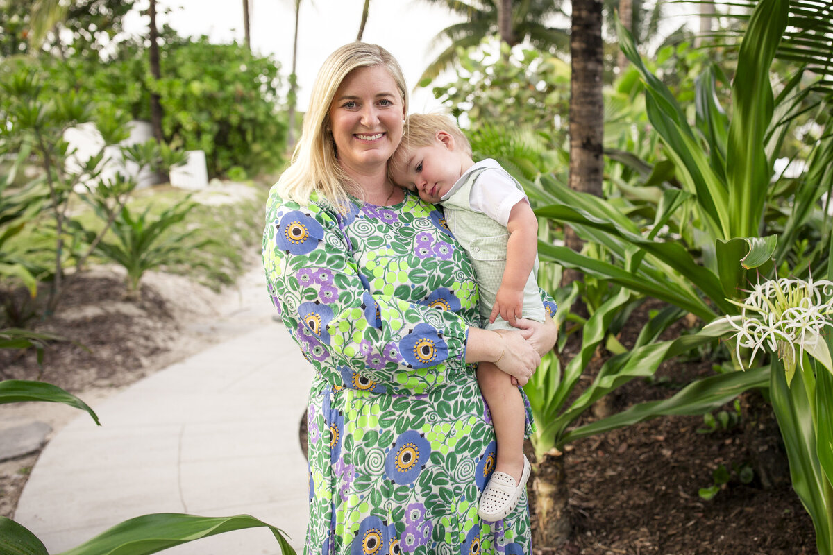 EboniRobyn-Family-Caroline-BeachShack-LyfordCay-Nassau-NewProvidence-TheBahamas-Final-5