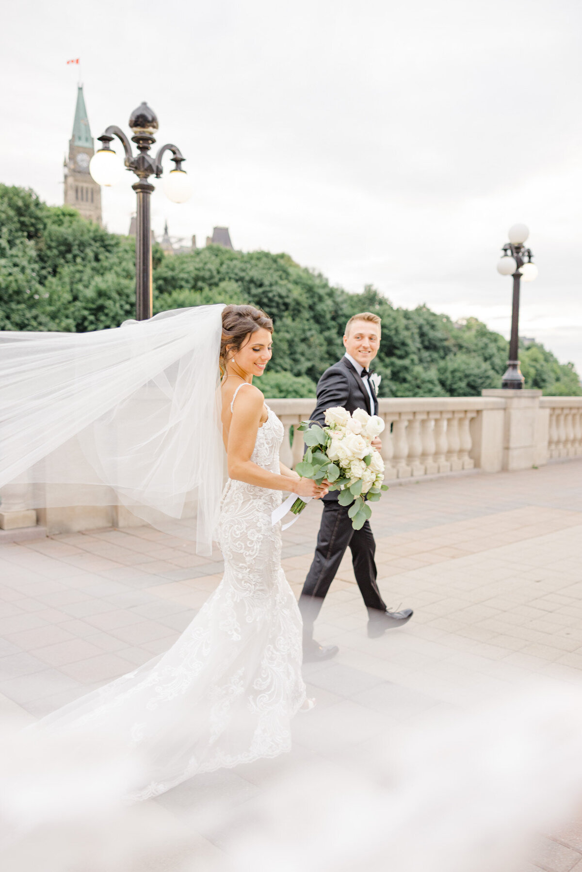 hannah-braden-ottawa-wedding-shaw-centre-2023-288