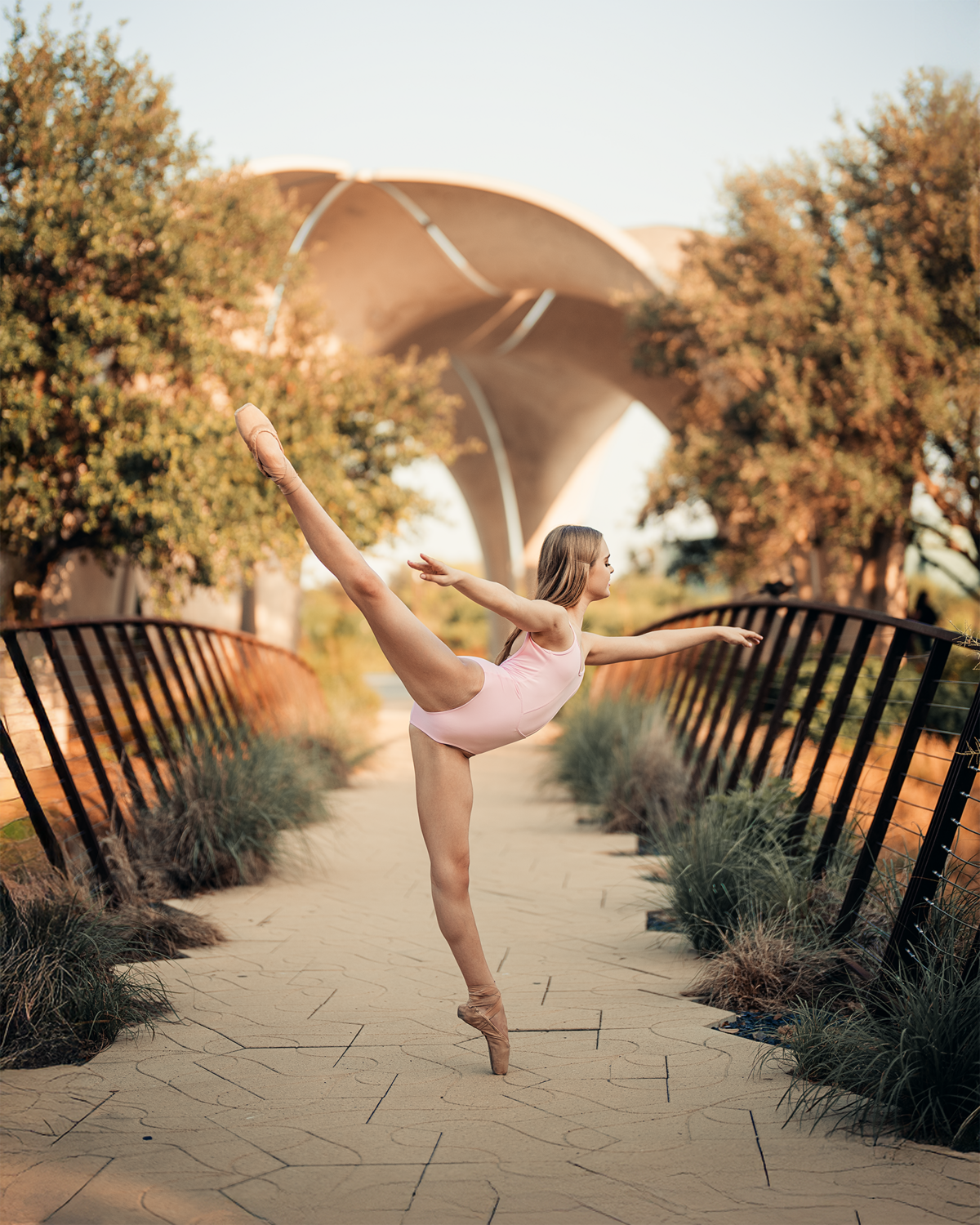 2025Model29Gigi-Sneak1-0005