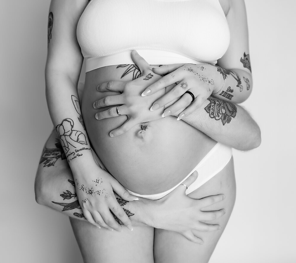 Maternity photos | Rekart Photography | Unnion, Missouri | Studio Portraits-2