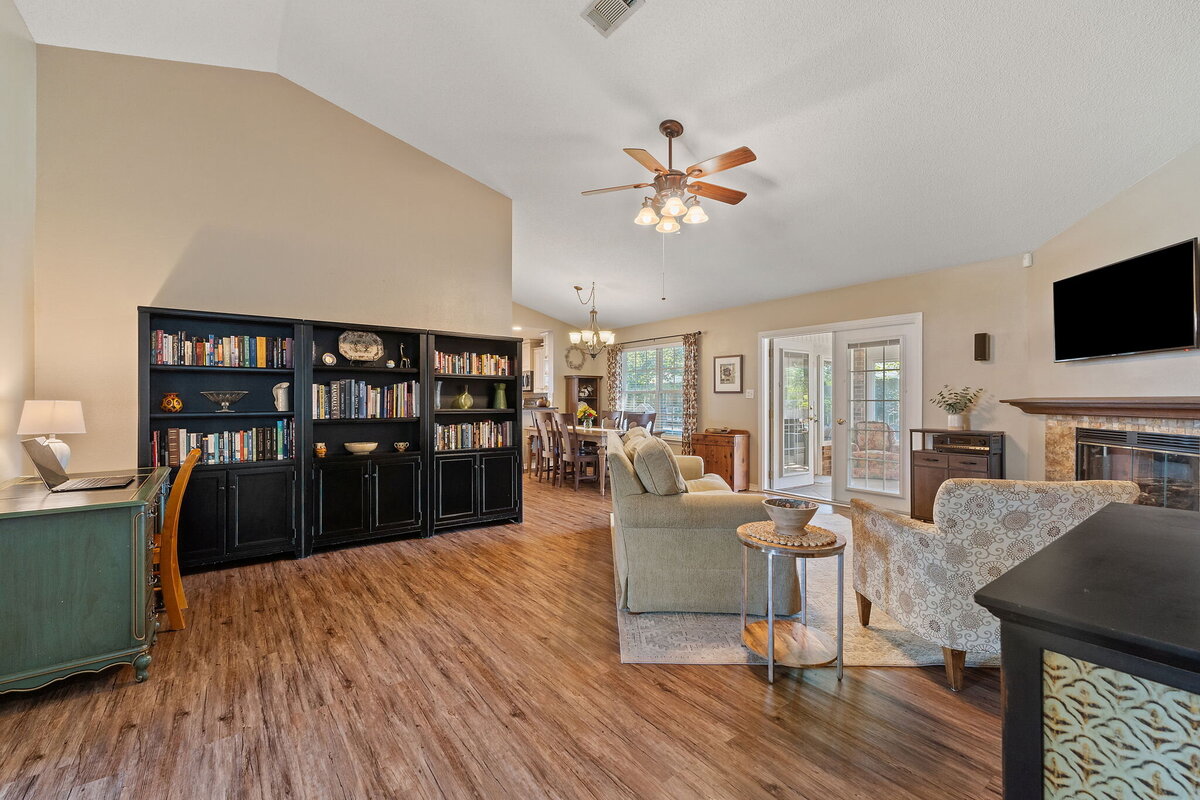17-web-or-mls-5019-terra-lake-cir
