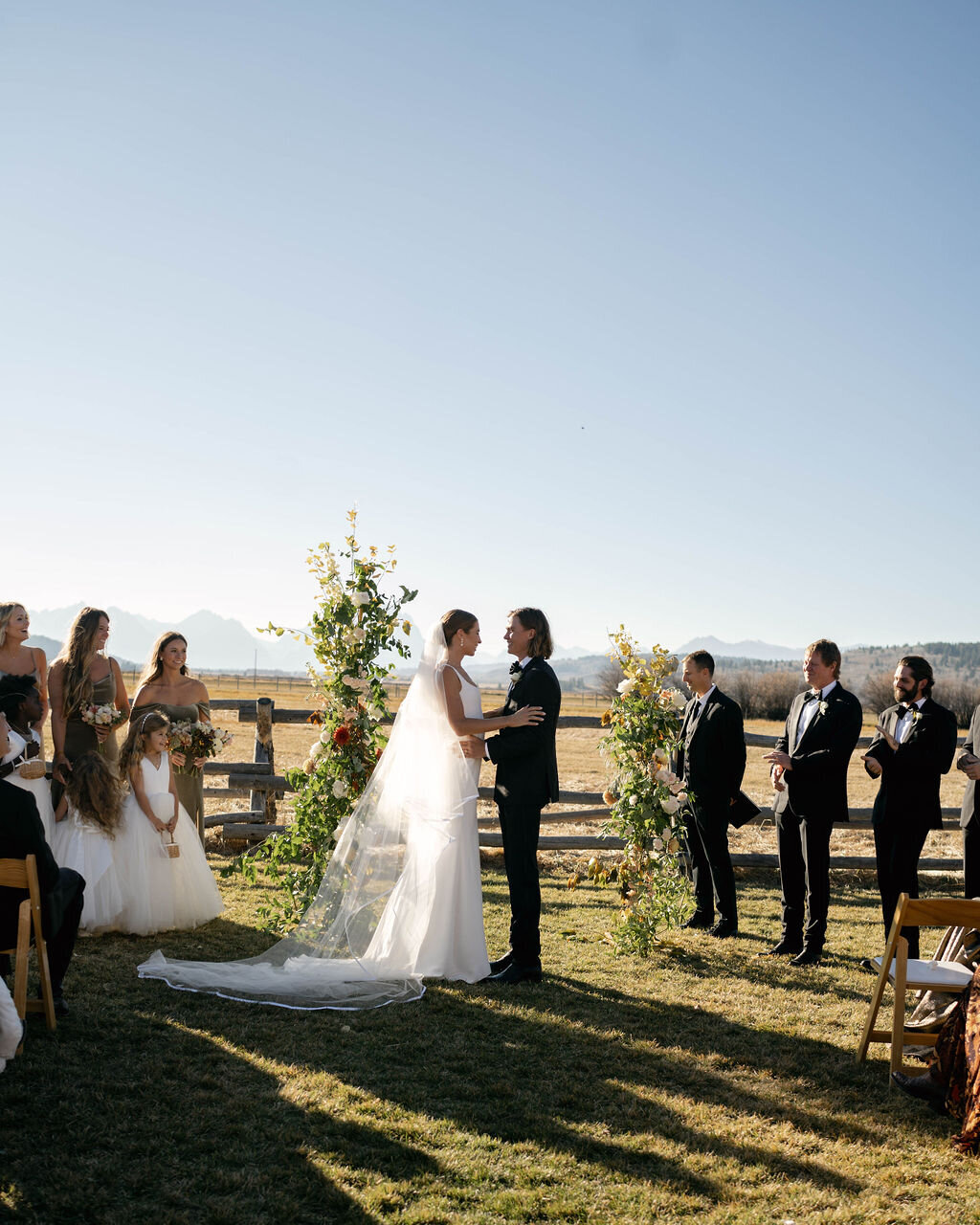 wedding-ceremony-outdoor-ranch-fall-floral-installation-arbor