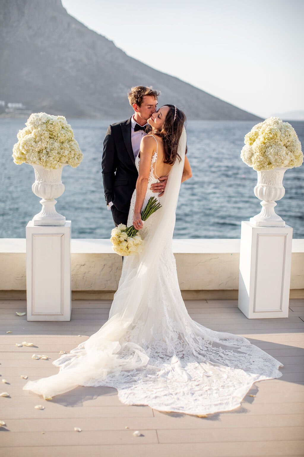 contemporary black and white wedding on kalimnos island (36)