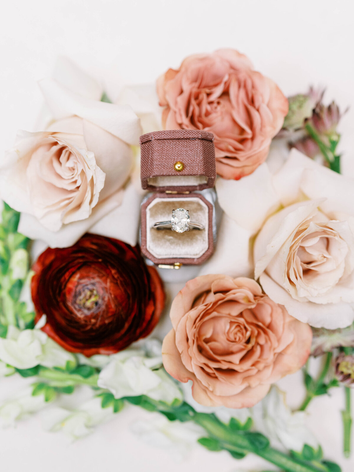 Phoenixville-Foundry-Romantic-Fall-Wedding-Photographer-Bridal-Details_7