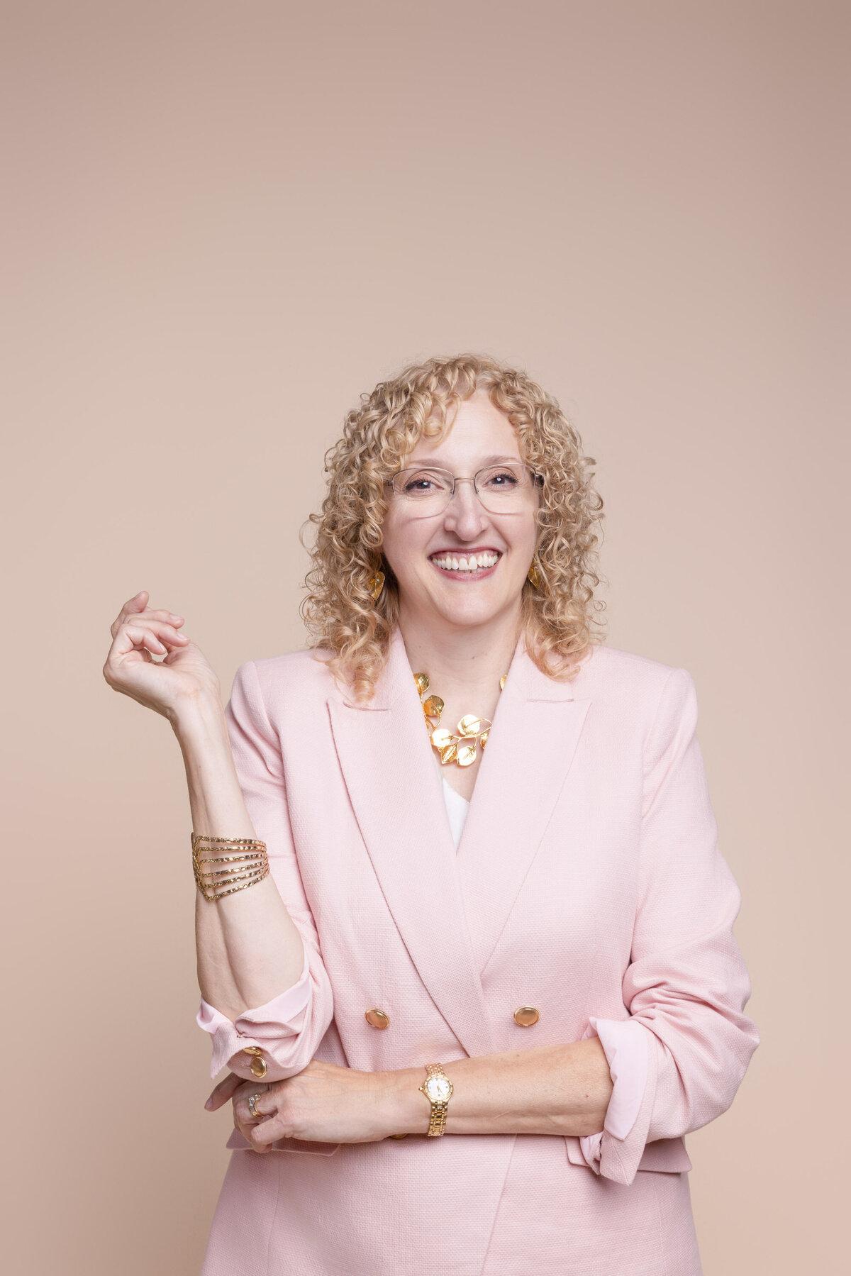 Aviatra-cincinnati-personal-brand-photos-Jennifer Blackburn-your-brand-compass-2117