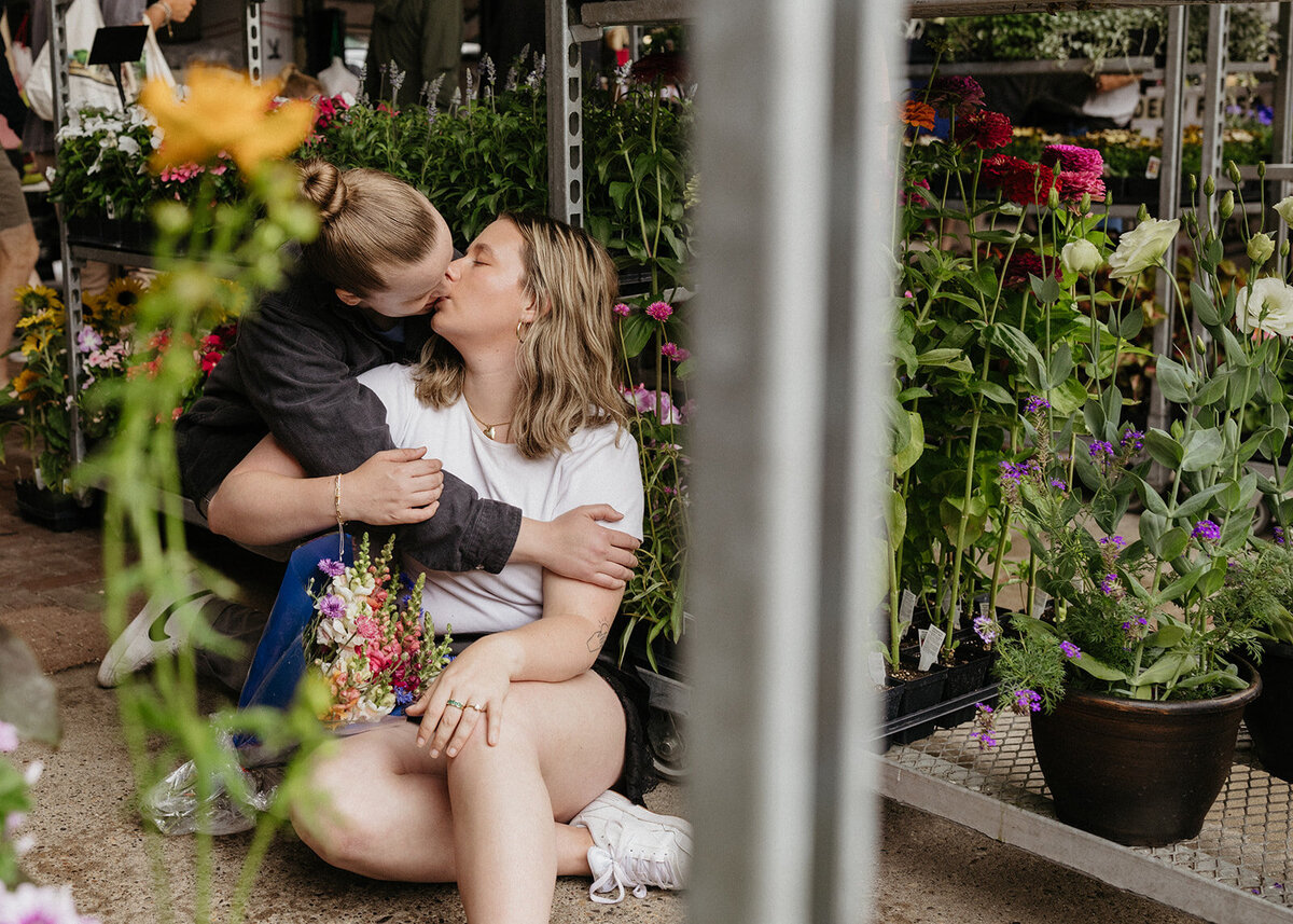 Sadie+Halle+Farmers-Market-Engagement-Shoot-37