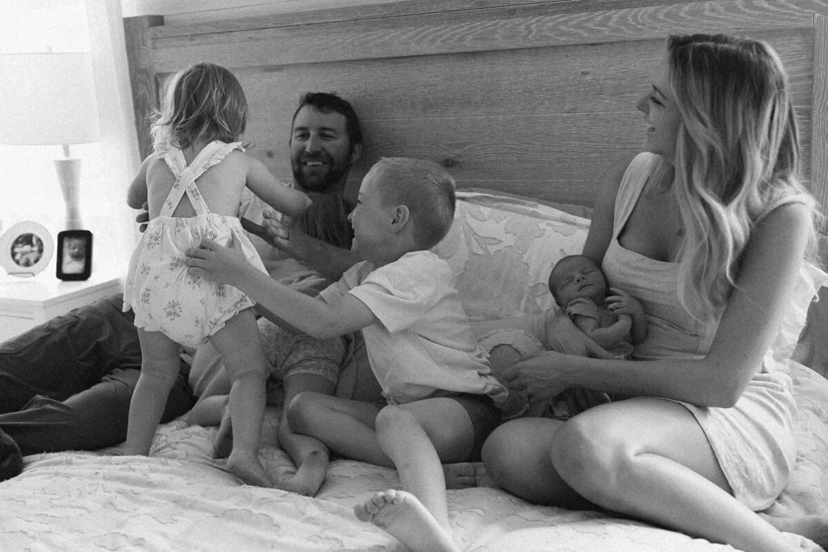 6.9.2025 - The Schultz Family_ Newborn-124