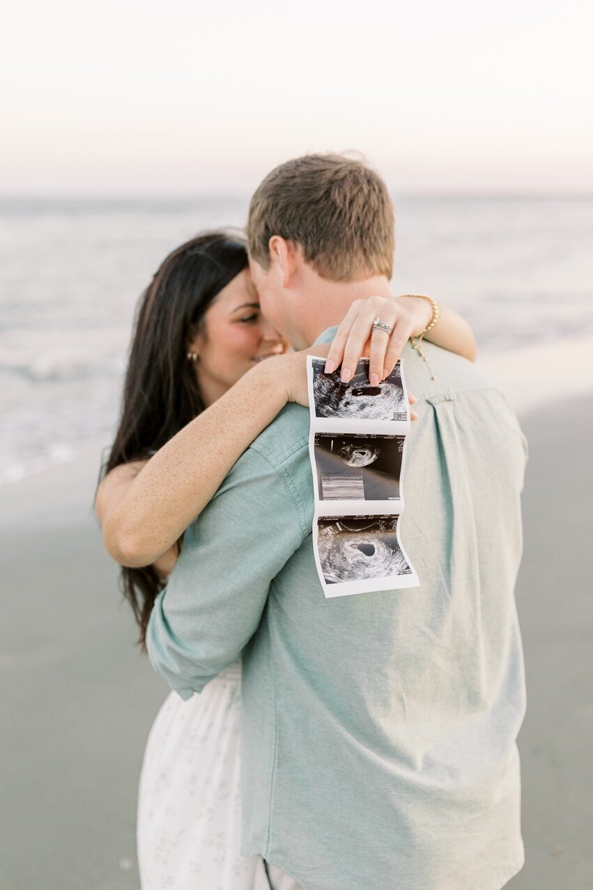 Sullivans-Island-Beach-Pregnancy-Announcement-Portraits_0068