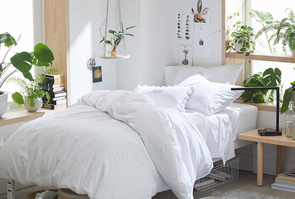 NEW WIDE_PBteen_bed_stylist_06