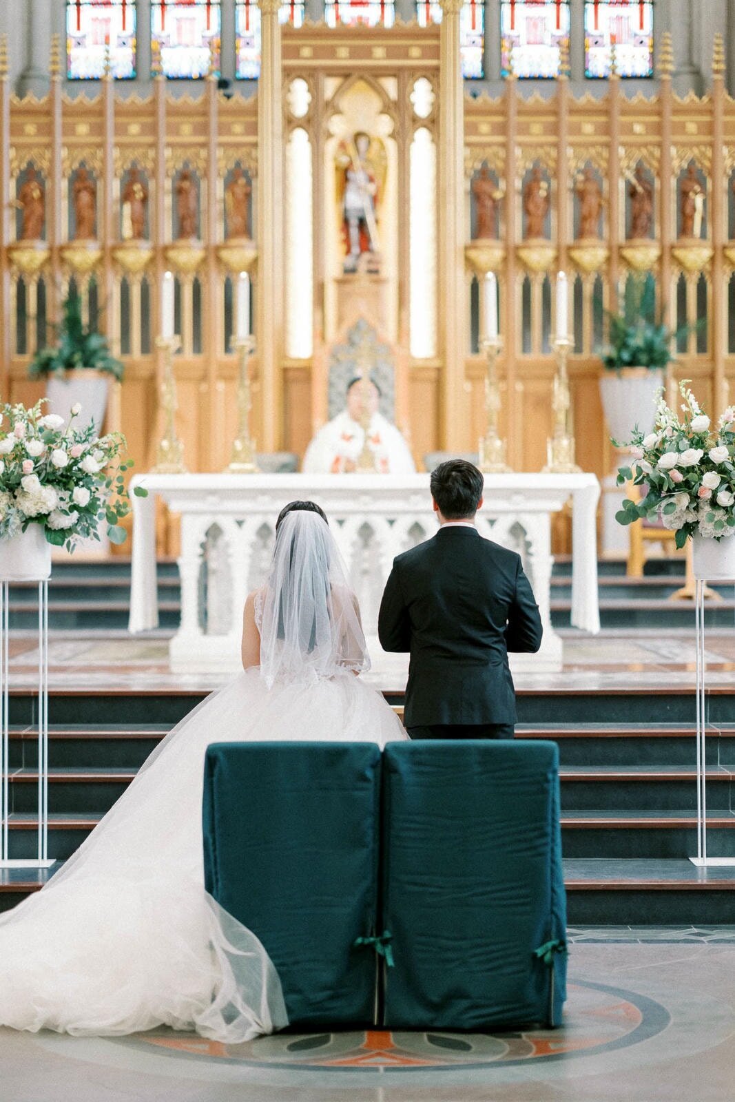W10-Wedding-St-Michaels-Cathedral-Basilica-Jennifer-and-Anthony-2024-10-19-2500px-1123
