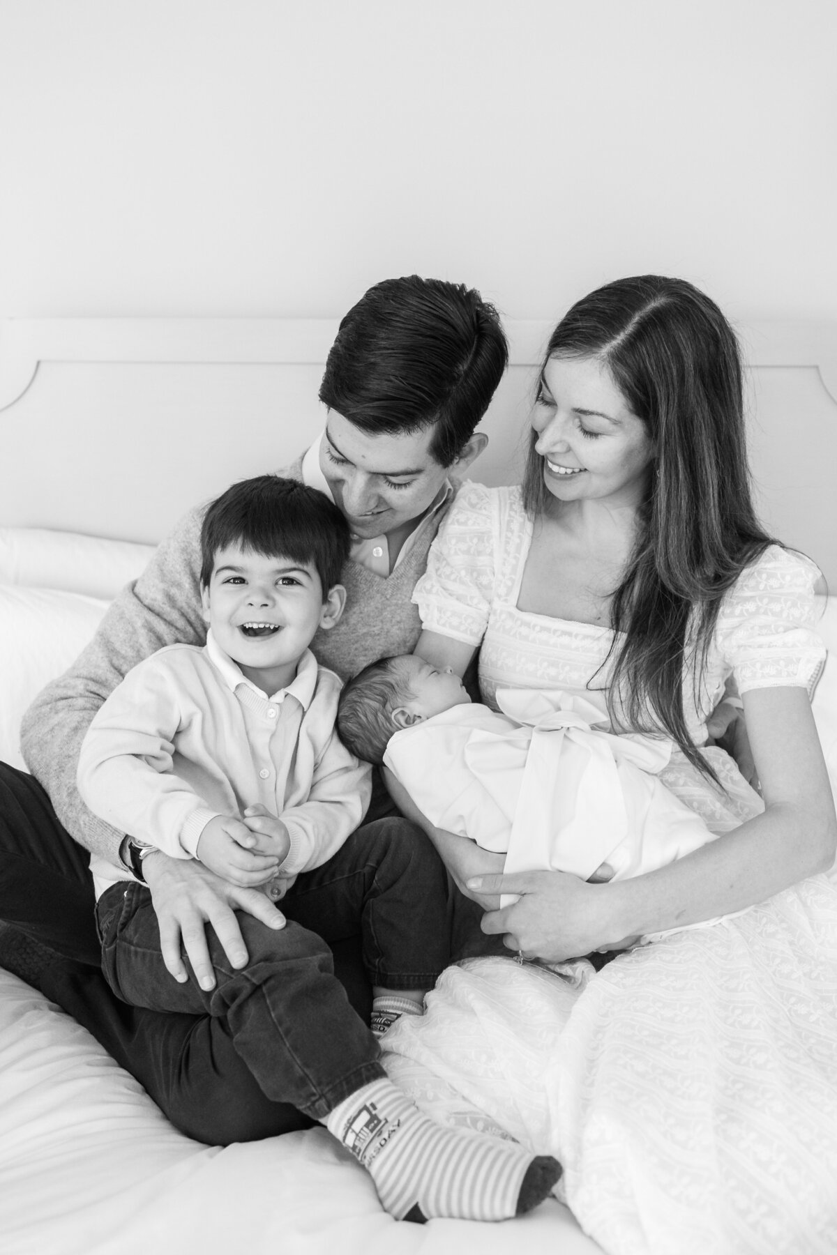 Meg Miller Photography Family Lifestyle Newborn Maternity Wedding Photographer Connecticut New York East Coast Destination Beach City Classic Timeless Photo Photos36