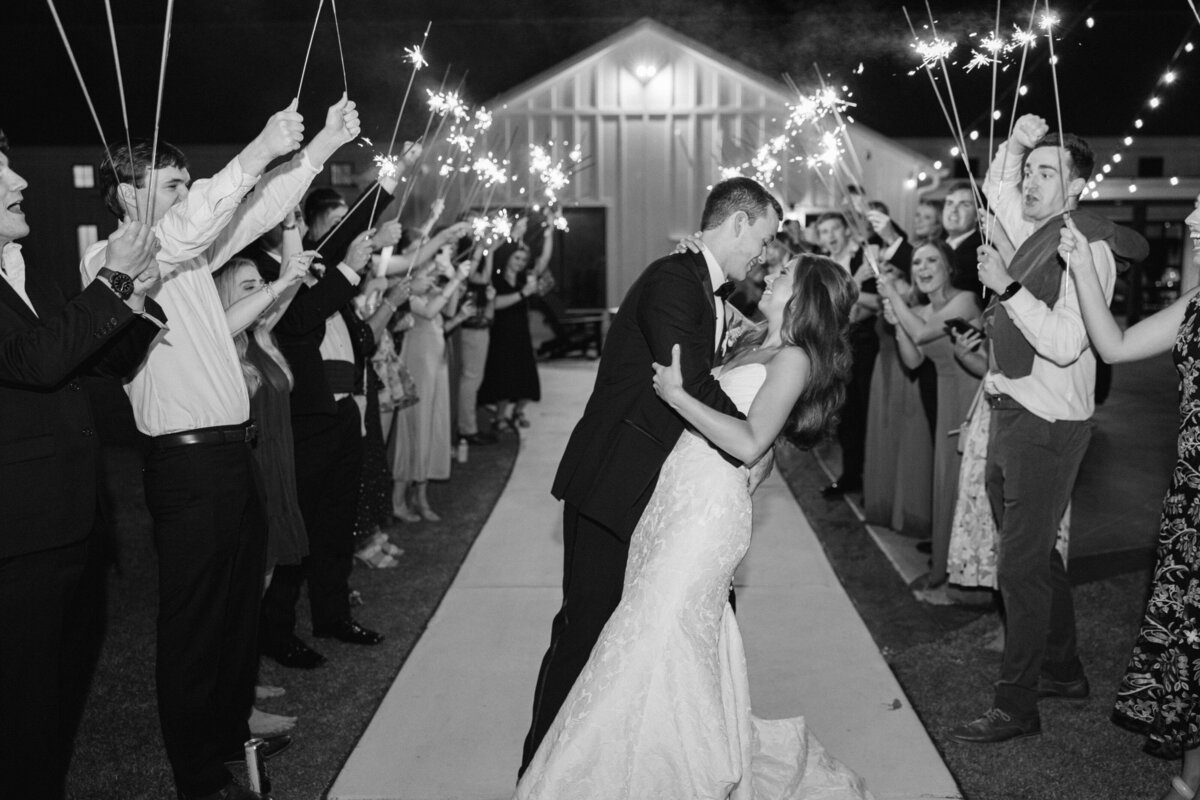Katherine Horton Photography Olivia & Drew Wedding Day Katherine's Favorites_0259