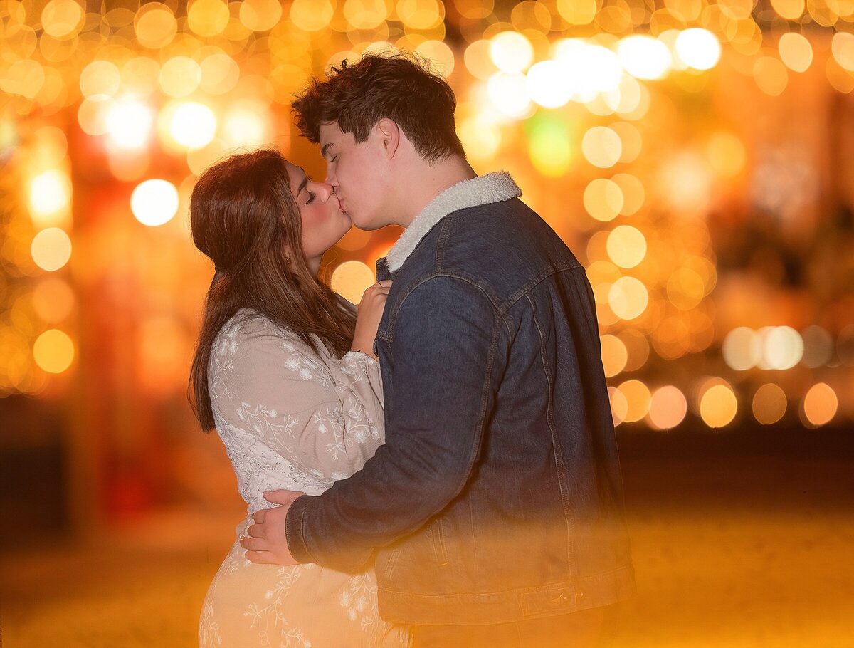 Engagement-Photographer-Humboldt-County-Christmas Couple Photos_0130