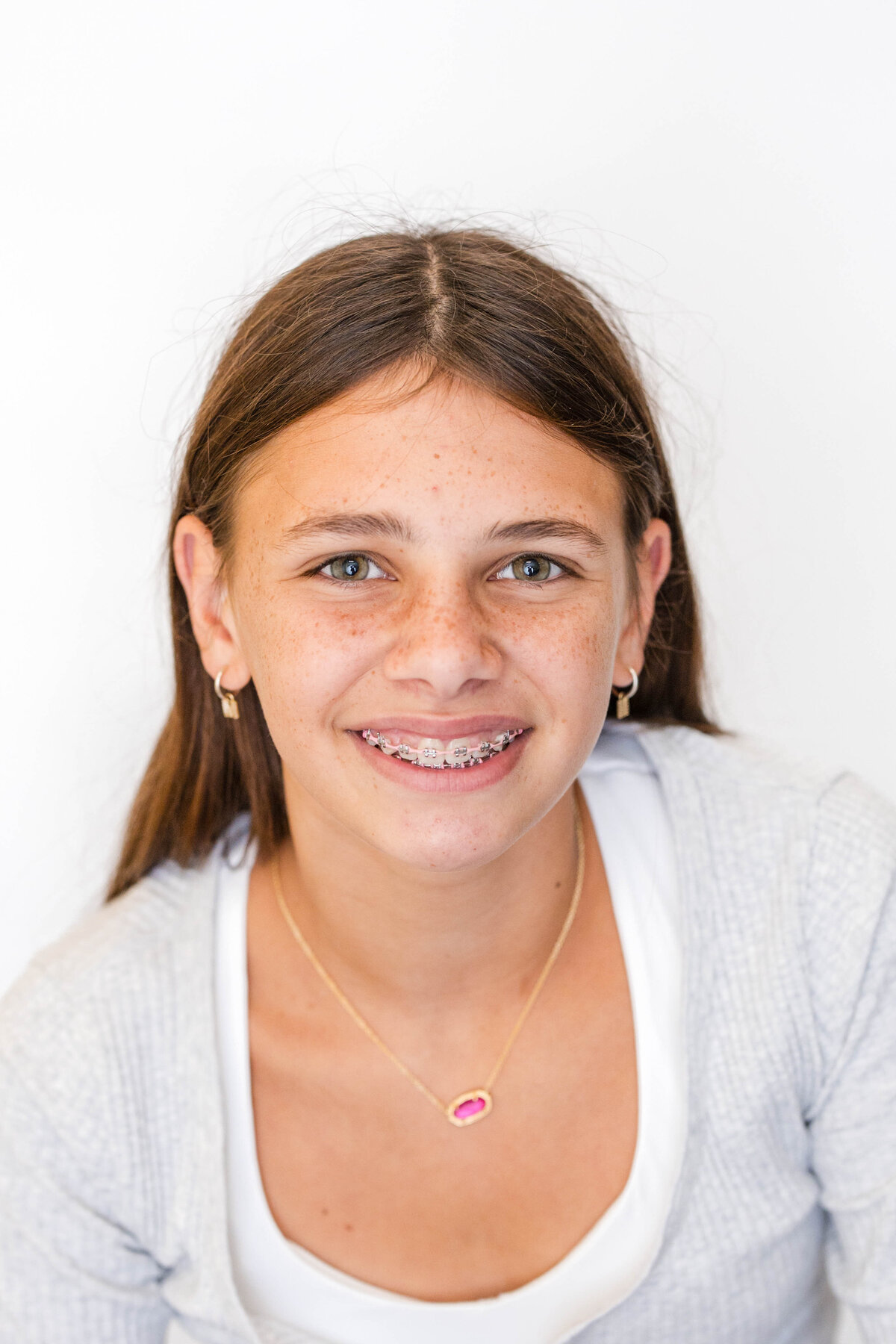 Light and airy school photo of teen girl