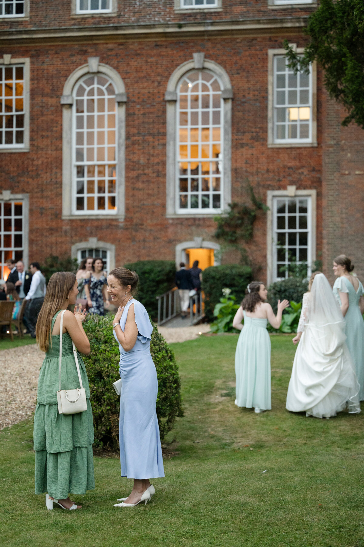 Chicheley-Hall-wedding-photography-1059