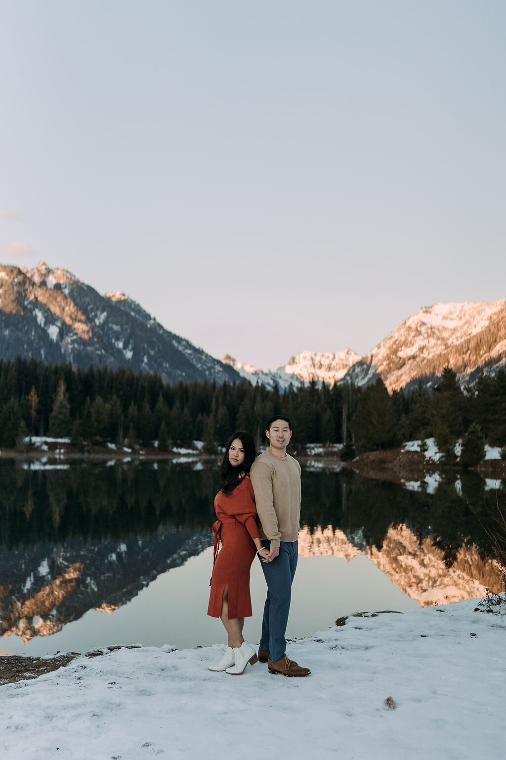 Joyce Li Photography Destination Wedding Elopement Engagement Lifestyle Portrait Photographer West Coast Seattle Washington California goldcreekpondengagement-75