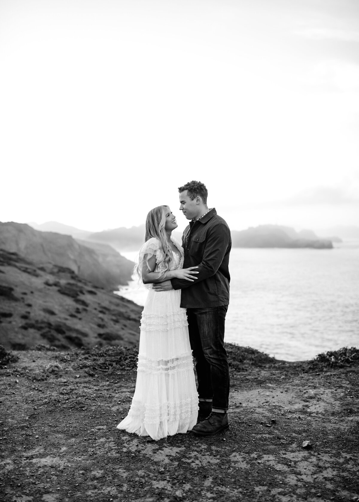 10292022_Julia+JadenEngagements_RodeoBeachCA_AnjaJensenPhotography-39