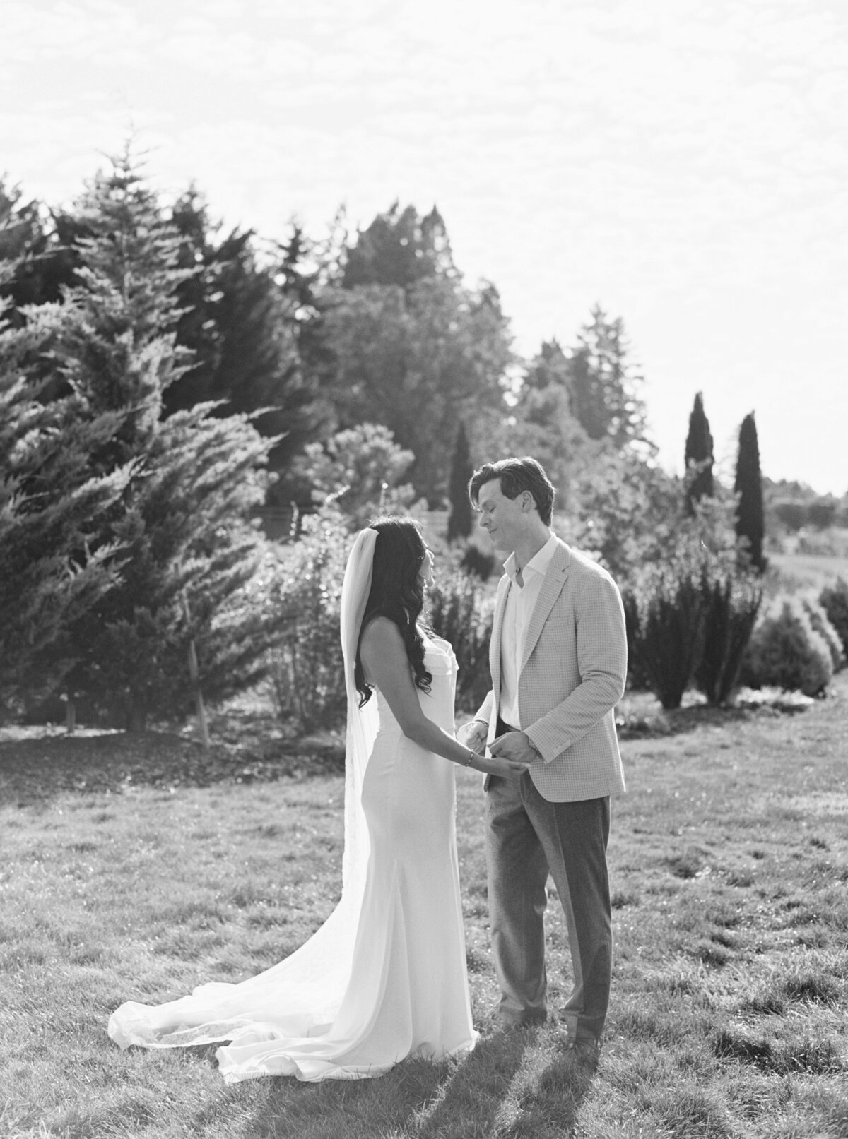 Outdoor-Ceremony-Vows-Portland-Wedding-Documentary43