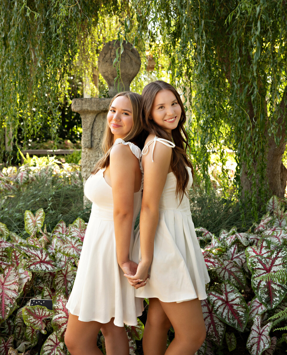 EvaMaganaPhotographyseniorgradportraitsfirstbirthdaybeautybabygirlfamilynewbornbabyboygirlfirstbirthdayphotography (1 of 1)