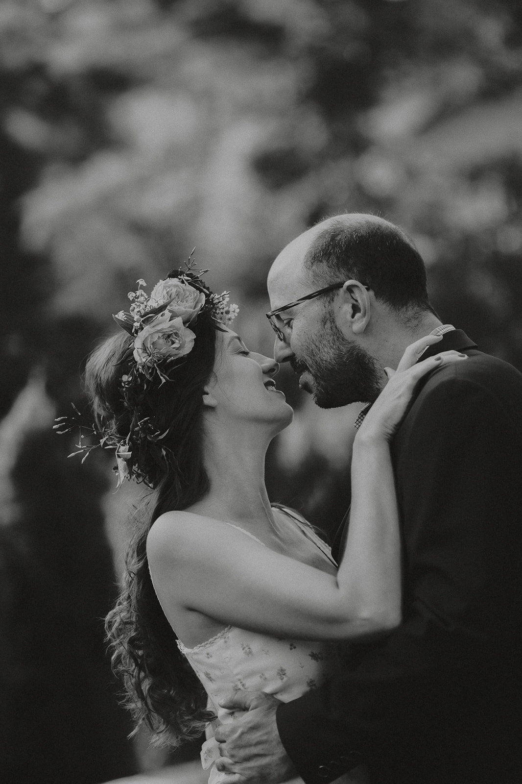 7_Outdoor_Couple_Engagement_Sunset_Boho_Dress_Flower_Crown