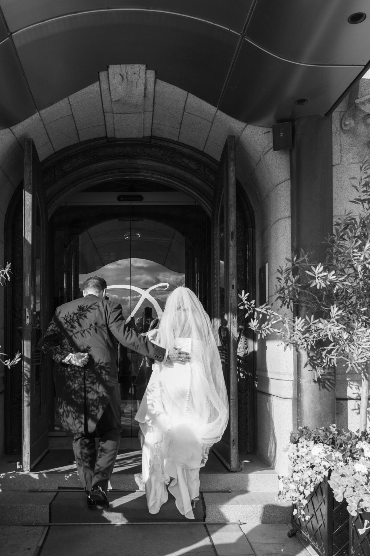 Destination Wedding Photographer in Stockholm Anna Lundgren Wedding at Hedvig Eleonora Church, Hotel Diplomat and M:S Blue Charm in Östermalm Stockholm Sweden72