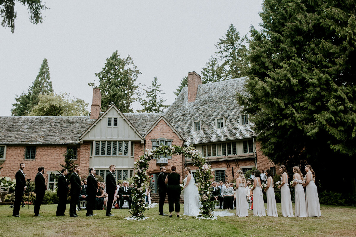 Hazelwood-Photo-lewis-and-clark-weddings