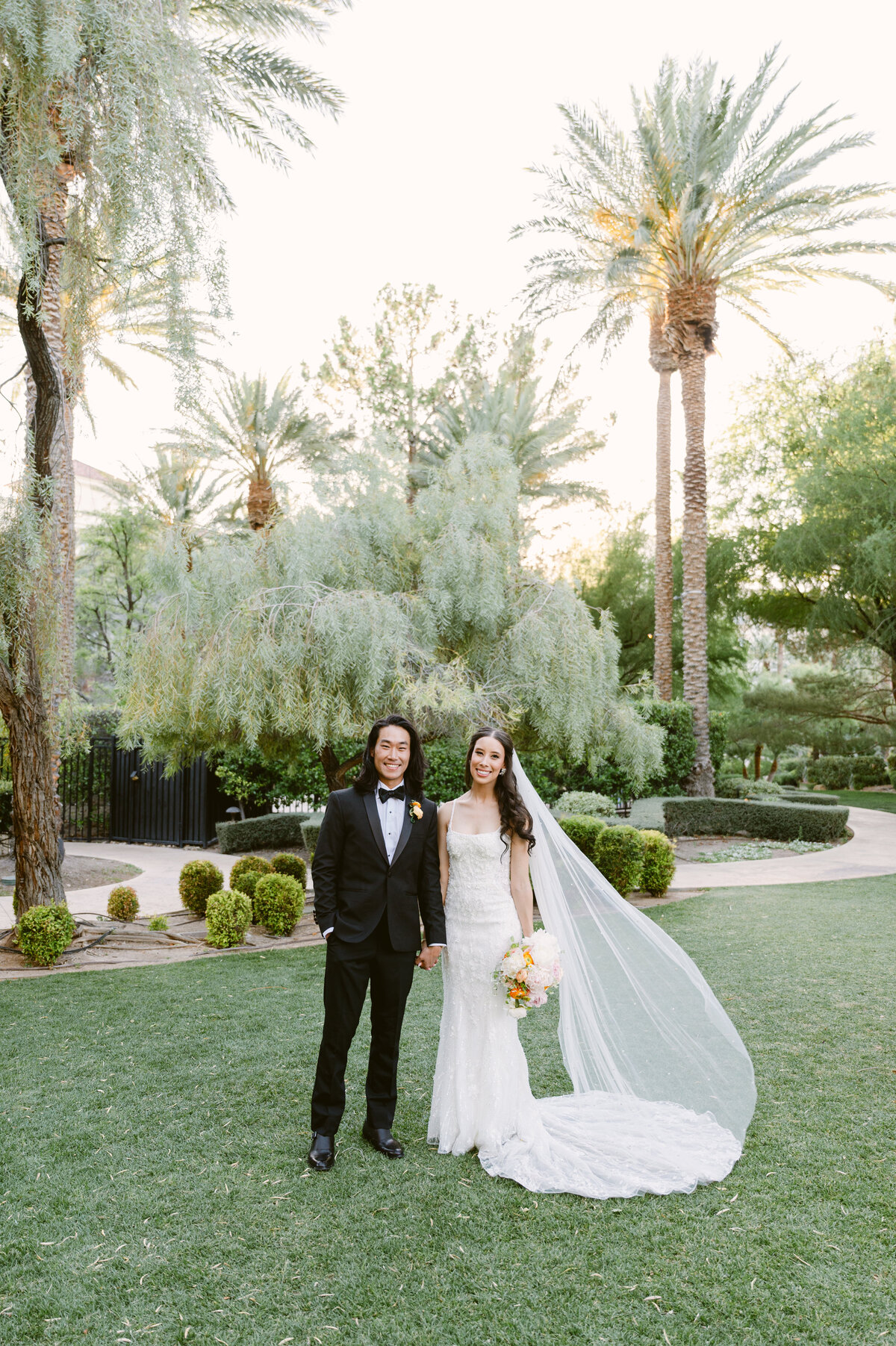 Sneak Peeks Wedding-23