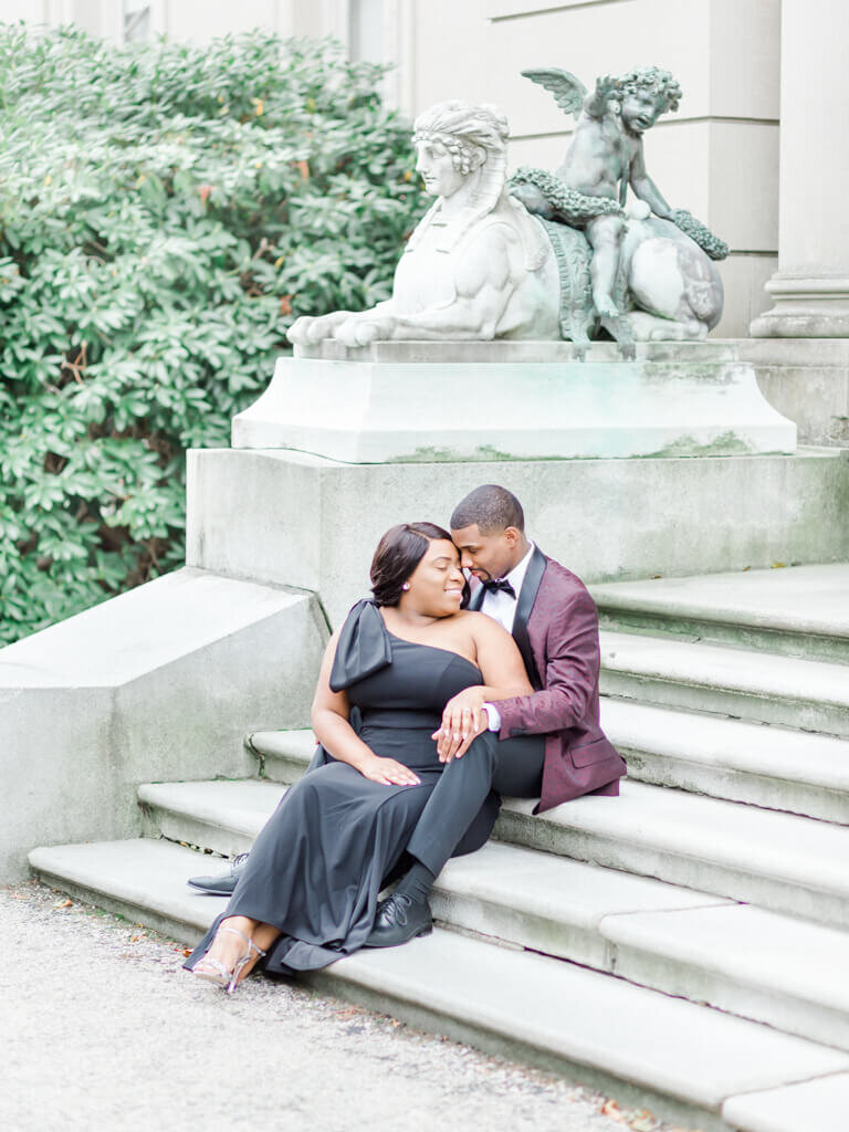 black couple taking engagement photos at the Elms mansion in Newport (8)