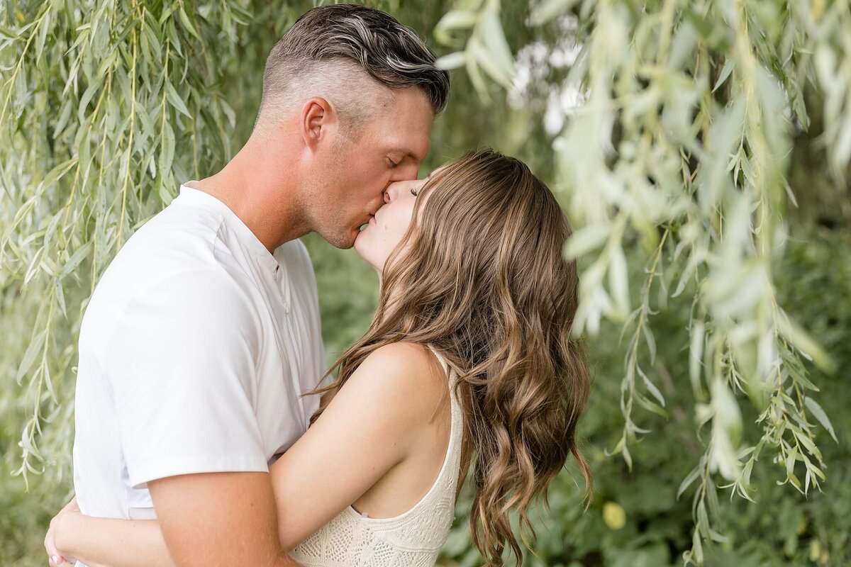 Stephanie and Garrett Engagement Sneak Peeks - Dylan and Sandra Photography -30