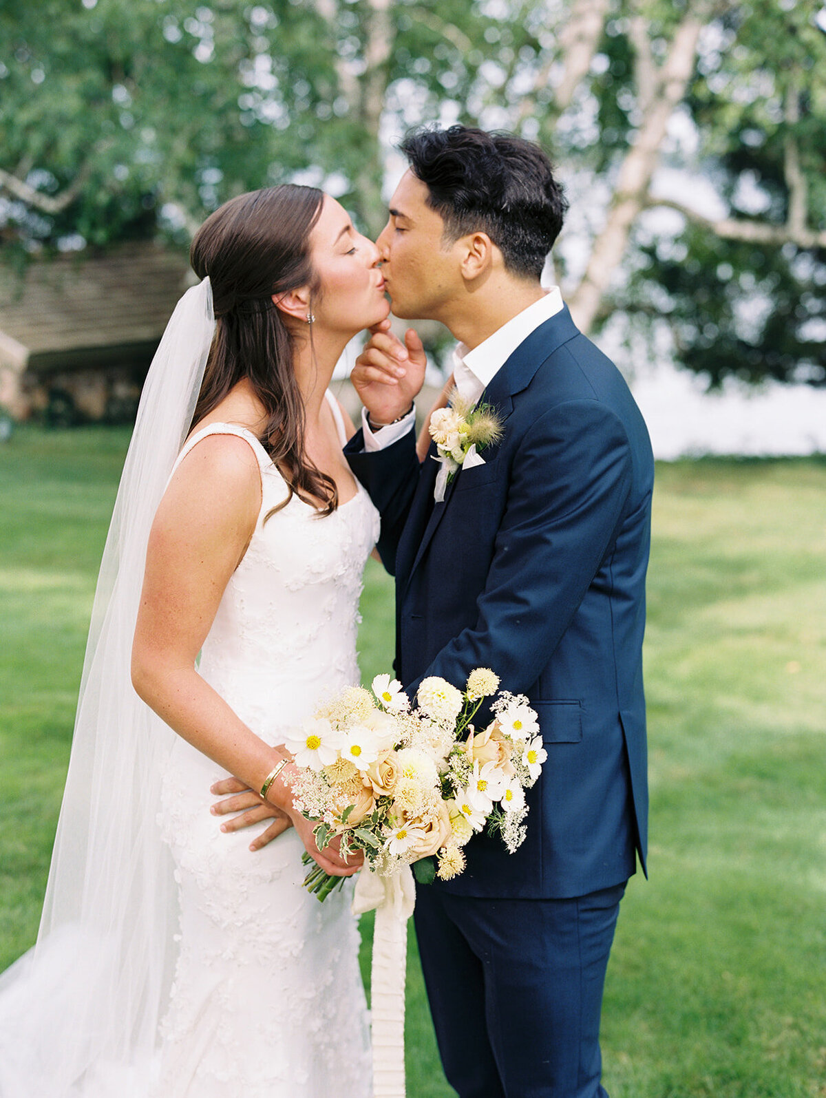 skaneateles-private-home-wedding-portrait33