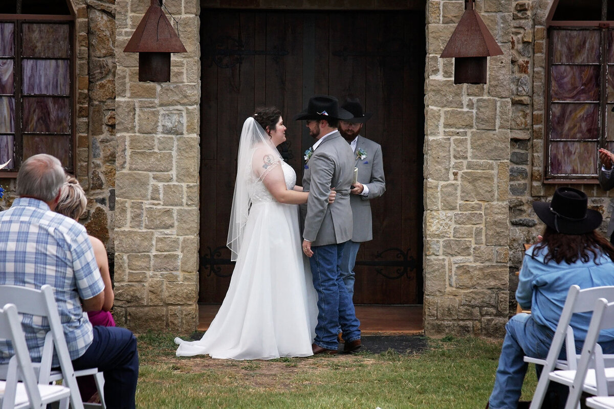 Alicia-and-John-wedding-in-Dallas-Texas-Bella-Vista-Wedding-Planning-18