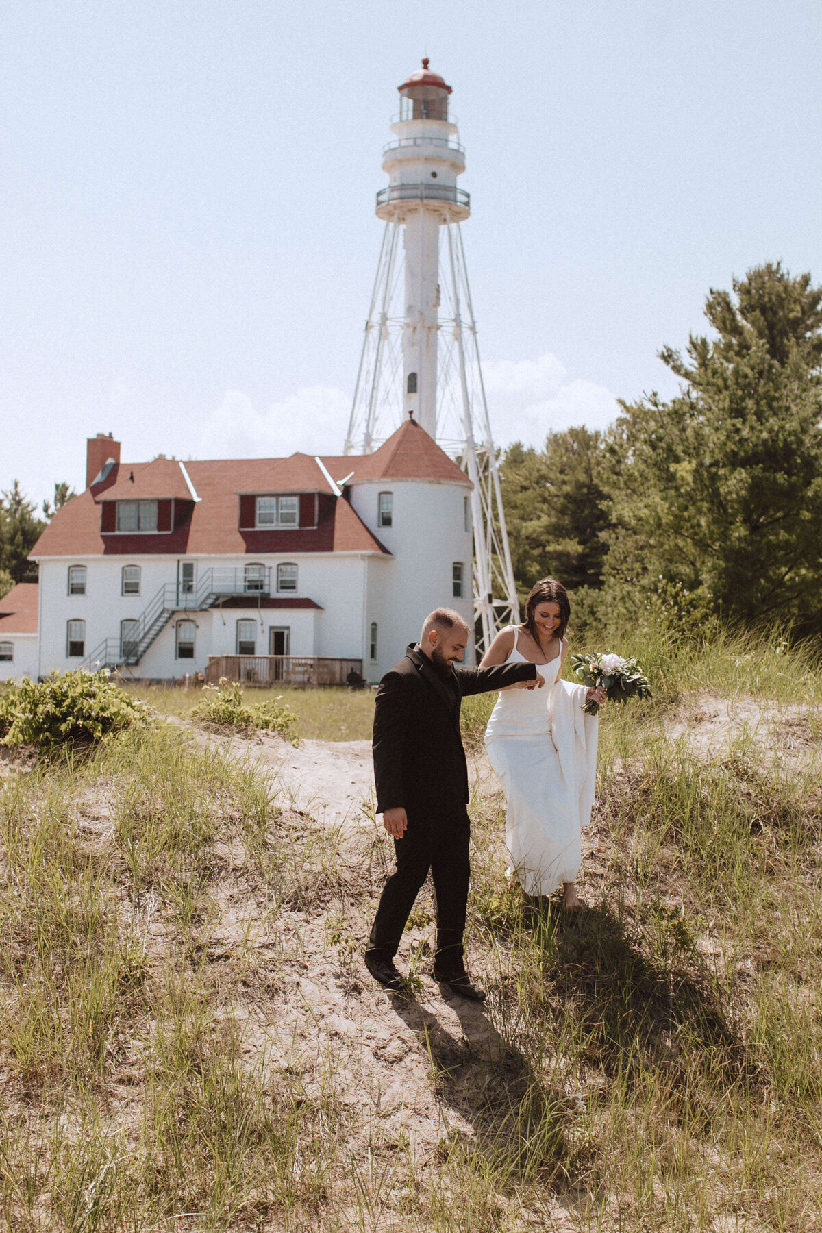 manitowoc-point-beach-state-forest-wedding-nikki-n-photography-290