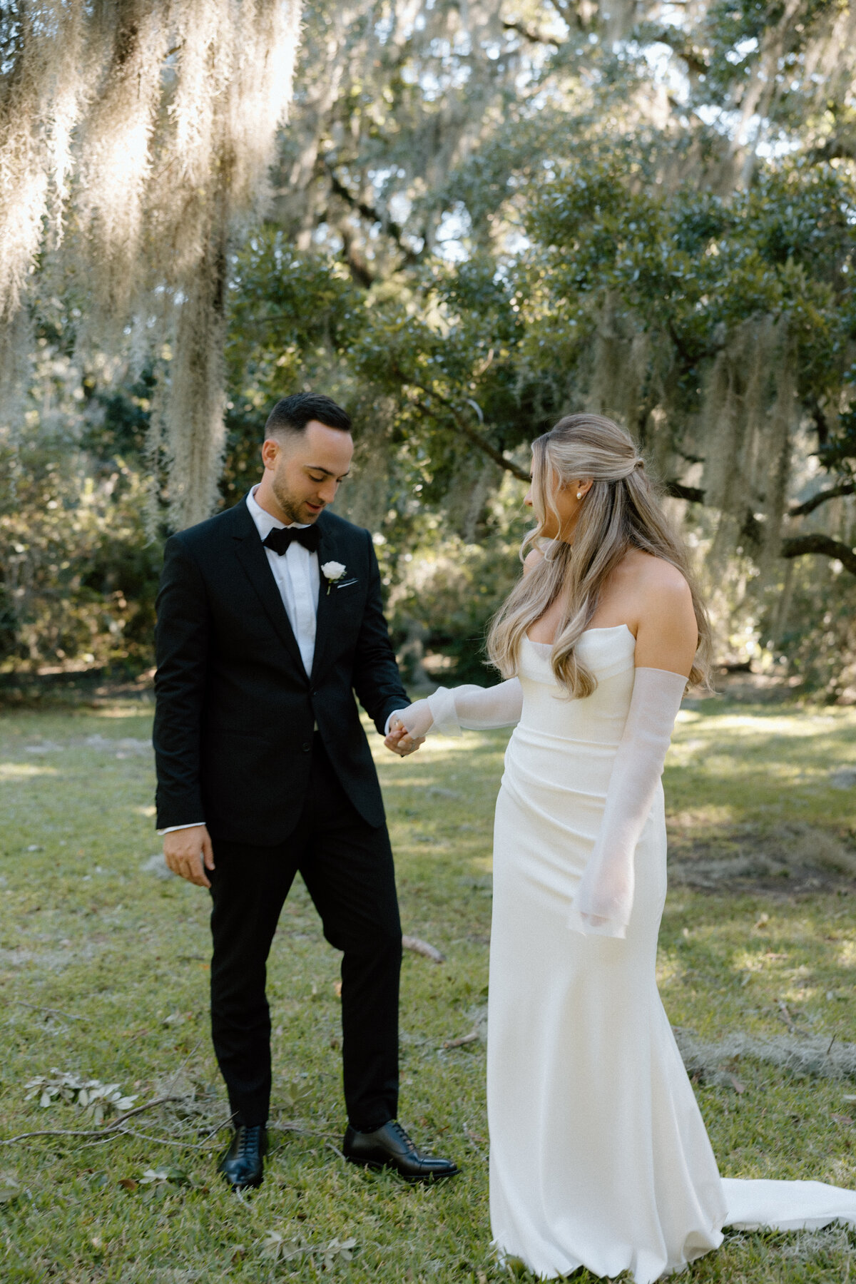 Timeless-Charleston-Tent-Garden-Party-Wedding-PC7A1080