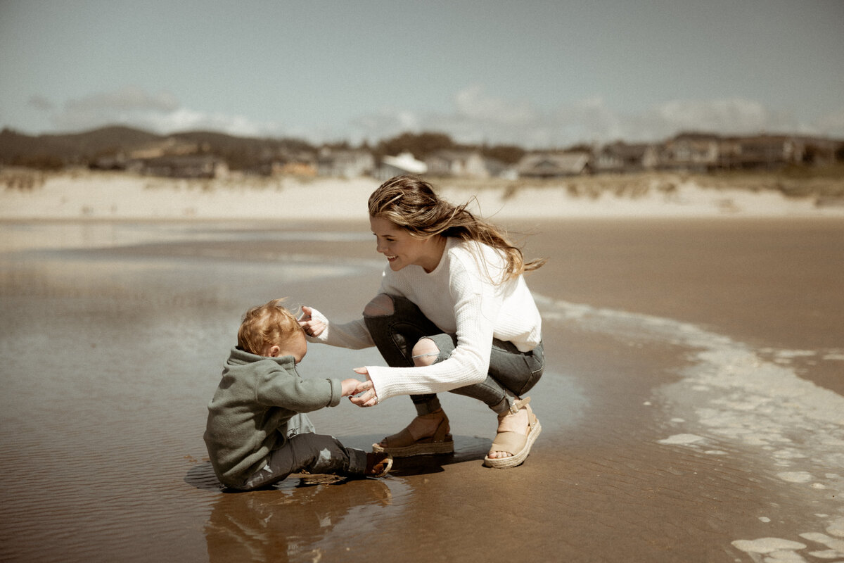 Oregon Coast Cannon Beach Family Couples Photos Portland Vancouver PNW Photographer