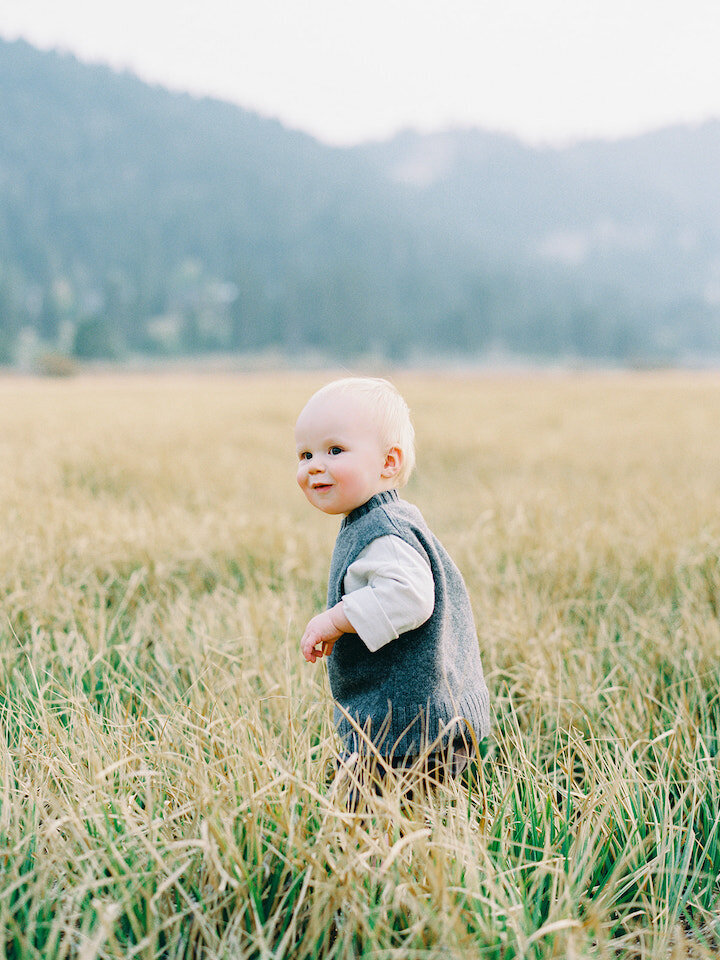 Lake Tahoe meadows family photo session