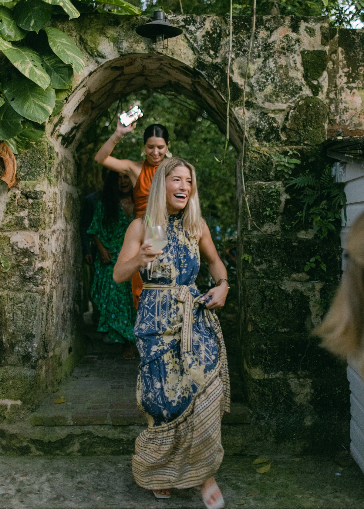 alessandra-shane-harbour-island-wedding-hollyclarkphotography-h-979