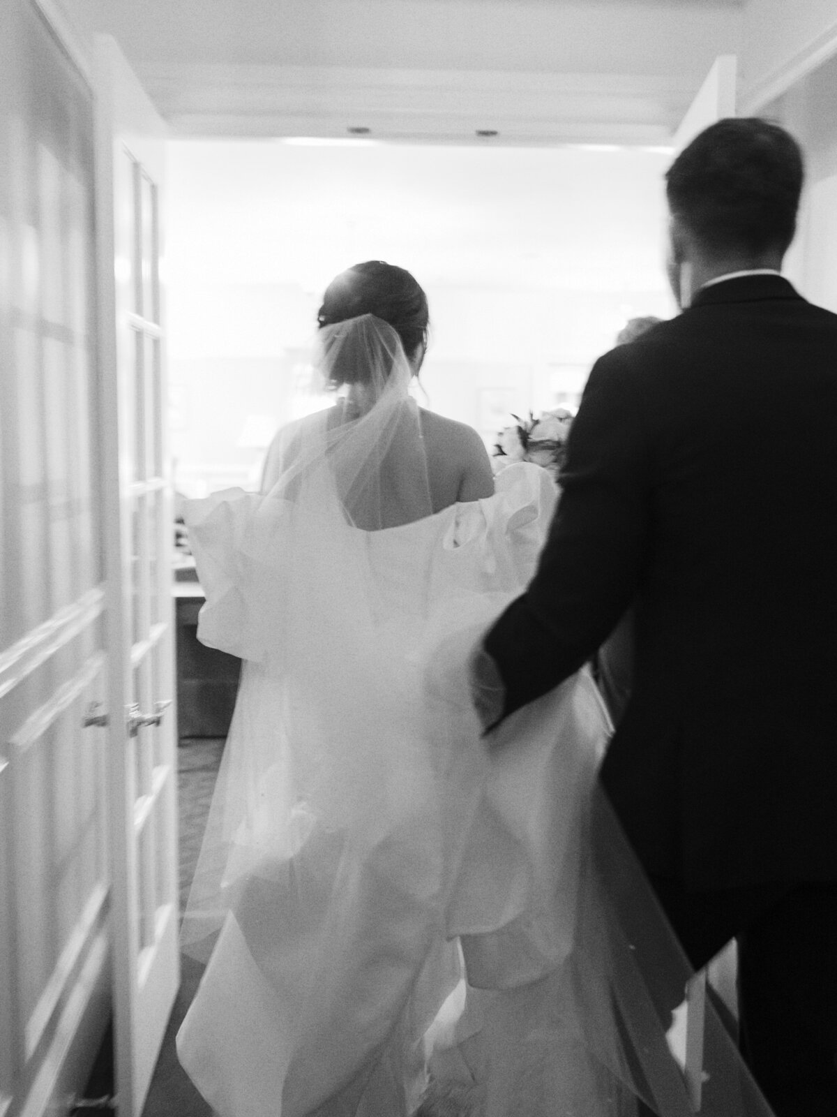 waverley-country-club-wedding-by-top-portland-photographers-the-tenneys-28
