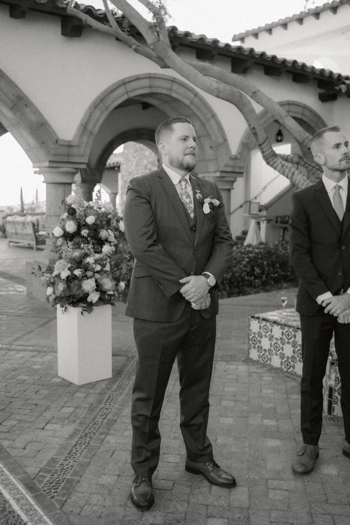 Sarah & Steven Wedding Sneak Peeks-59