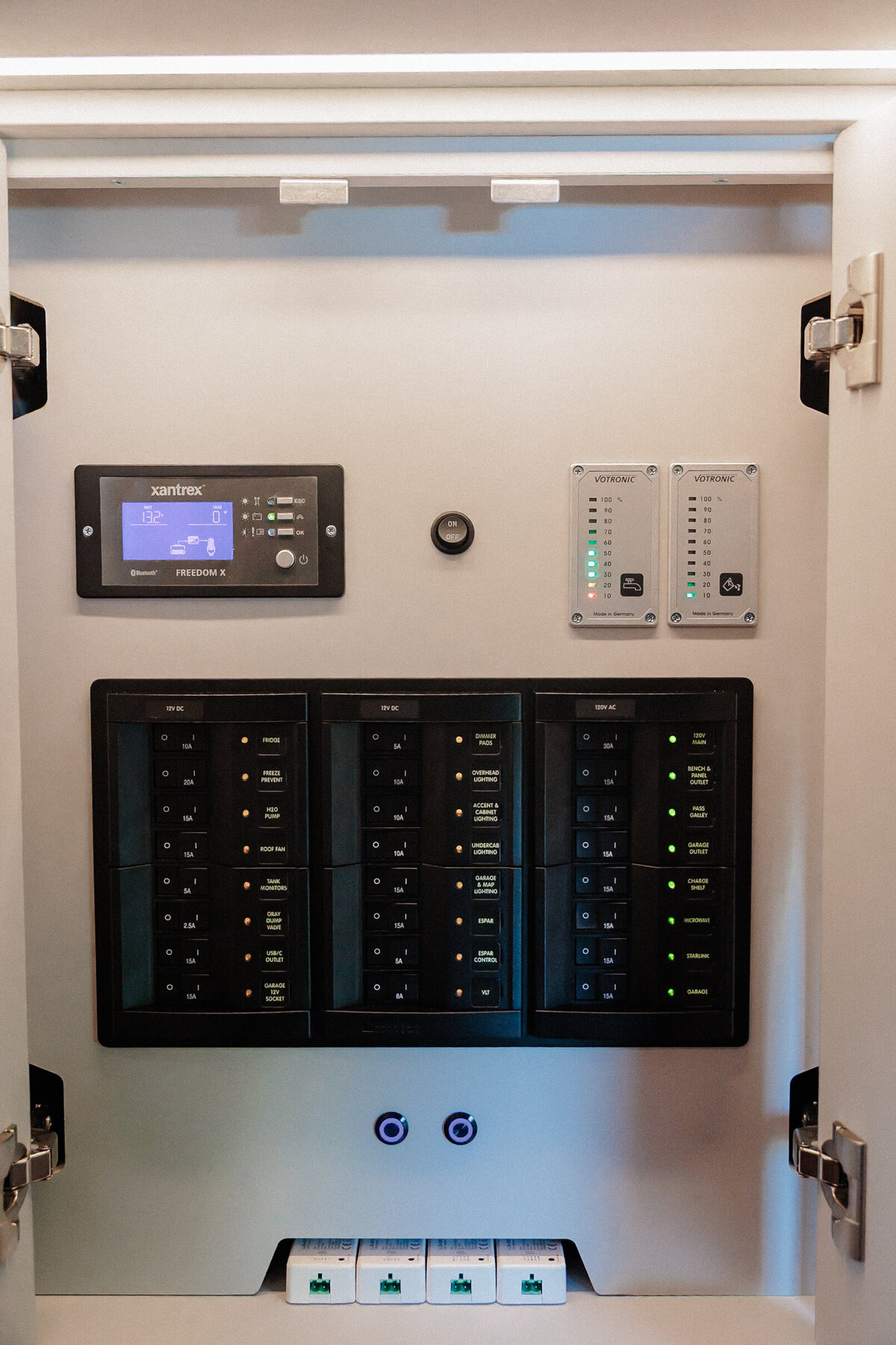 3_WooleyBugger250829_BMV_SlowFastcreative_1650