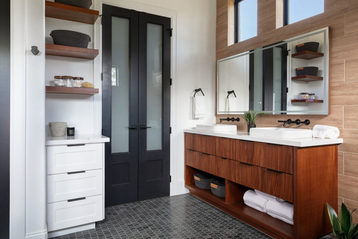 FoxRunLn_20-1536x1024